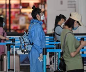 China continental (sin contar Hong Kong y Macao), donde la epidemia estalló a finales de diciembre, tiene un total de 82,971 personas contagiadas. AFP.