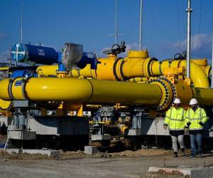 El Brent del Mar del Norte subía un 6,11%, hasta 114,52 dólares el barril, y el WTI estadounidense un 5,52%, hasta 110,48 dólares..