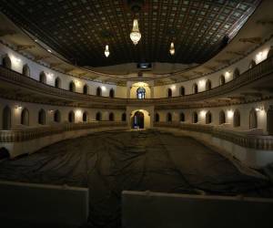 La restauración del Teatro Manuel Bonilla continúa bajo estrictos lineamientos patrimoniales, lo que ha provocado atrasos y mantiene en reserva la fecha de apertura.