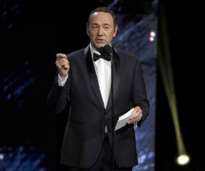 Poco después de que el cargo se hizo público, Spacey publicó un video en YouTube titulado 'Let Me Be Frank' (Permítanme ser franco) con el que rompió su silencio de más de un año. Foto: AP