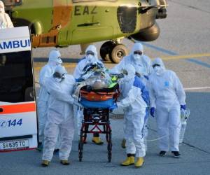 La cantidad de muertos en Italia, que registró su primer deceso vinculado al virus a fines de febrero, asciende a 13155. Foto: AFP.