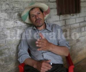 El líder comunitario Carlos Argueta ha luchado porque Honduras responda ante las necesidades que existen en los exbolsones. Foto: Johny Magallanes/ELHERALDO