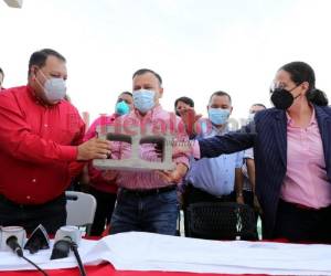 Alcaldes liberales dieron su respaldo a Darío Banegas. Foto: David Romero/EL HERALDO.