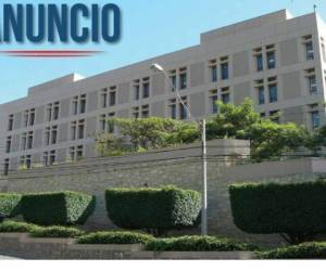 Fachada de las oficinas de la Embajada de los Estados Unidos en Tegucigalpa.