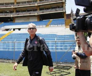 El DT de Canadá Benito Floro (Foto: Neptalí Romero)