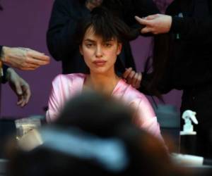 Irina Shayk fue una de las modelos más esperada de la pasarela. Foto: AFP