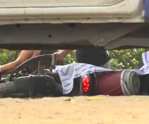 El hecho violento ocurrió en una desolada calle de la colonia Buena Vista, ubicada en el municipio de Pimienta, Cortés.