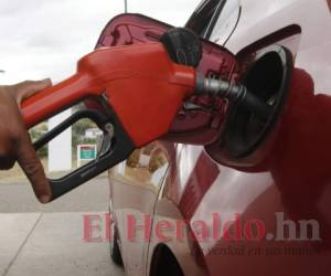 El único derivado del petróleo que acumula su segunda rebaja del año es el gas licuado vehicular. Foto: EL HERALDO.