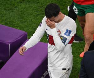 Ronaldo llora tras el trágico final de su participación en mundiales.