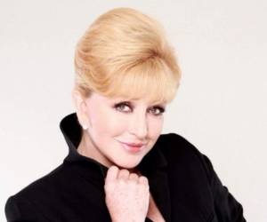 La artista mexicana tiene 73 años de edad.