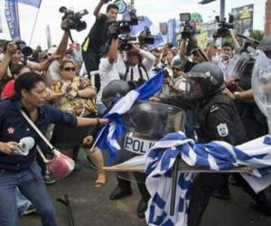 La Asociación Nicaragüense Pro Derechos Humanos (ANPDH), informó que el número de víctimas productos de las manifestaciones en Nicaragua aumentó a 448. Foto: Agencia AP