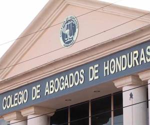 De acuerdo con el comunicado oficial, la convocatoria está dirigida a más de 40,000 profesionales del derecho agremiados a nivel nacional.