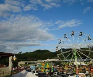 Hace más de 100 años los pobladores han realizado la feria tradicional con el fin de recaudar fondos para beneficios del lugar.