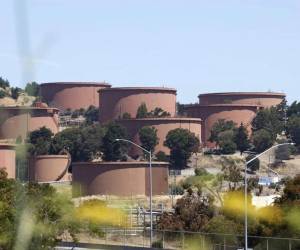 El crudo de Texas cae a 85,49 dólares ante las expectativas de paz entre EE UU e Irán.