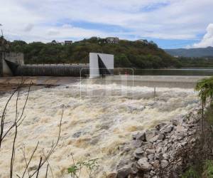 Las intensas lluvias registradas durante los últimos días, han causado un giro drástico en la sequía que azotaba al país, especialmente a la capital. A continuación los detalles sobre los niveles de las represas según los últimos reportes de las autoridades.