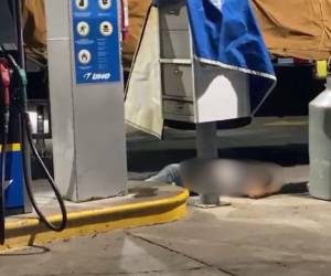 Un joven fue asesinado en una gasolinera de Choluteca; autoridades investigan el caso.