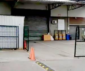 El cuerpo del joven quedó sin vida en la bodega y posteriormente fue llevado a la morgue de SPS.