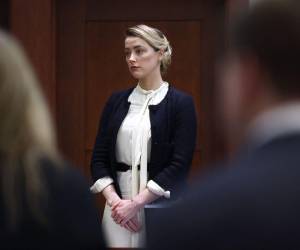 Amber Heard inició su testimonio esta semana.