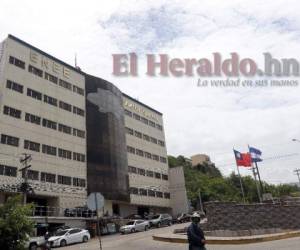 Cifras proporcionadas por Manitoba Hydro International (MHI) indican que el monto facturado fue de 2,004.1 millones de lempiras. No obstante, lo recaudado o lo pagado por los usuarios de la Empresa Nacional de Energía Eléctrica (ENEE) fue de 1,793.9 millones de lempiras.