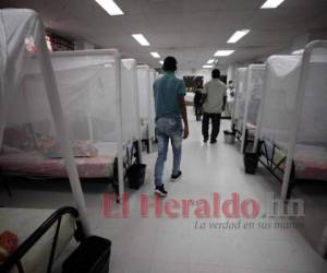 Las salas de atención de pacientes con dengue se encuentran abastecidas de medicamentos para brindar un buen tratamiento. Foto: EL HERALDO.