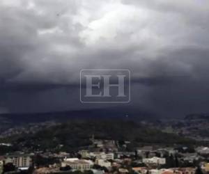 Los remanentes de una onda tropical provocarán lluvias, tormentas eléctricas y abundante nubosidad en gran parte de Honduras este viernes.