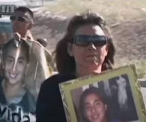 Marisela Escobedo siguió exigiendo que se hiciera justicia con el asesino de su hija. Pero no alcanzó a verlo hecho realidad ya que el 16 de diciembre de 2010 le dieron un balazo en la cabeza