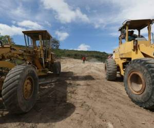En el sitio de La Cañada se construirá un paso a desnivel para conectar el anillo periférico con esta nueva ruta, mediante un puente de 35 metros, otro de ocho metros y un túnel de 300 metros con el objetivo de darle mayor fluidez al tráfico.