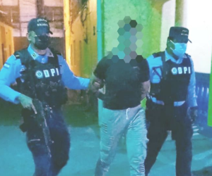 El militar fue arrestado este sábado en la Aldea Las Casitas.