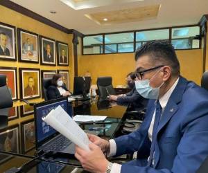 Rolando Argueta, presidente de la CSJ, validó el programa. Foto: Twitter PJdeHonduras