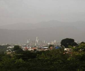 De lunes a miércoles, los técnicos pronostican concentraciones pequeñas de polvo, menores a 10 microgramos por metro cúbico sobre la parte oriental del país, cantidad que no será perceptible a simple vista.