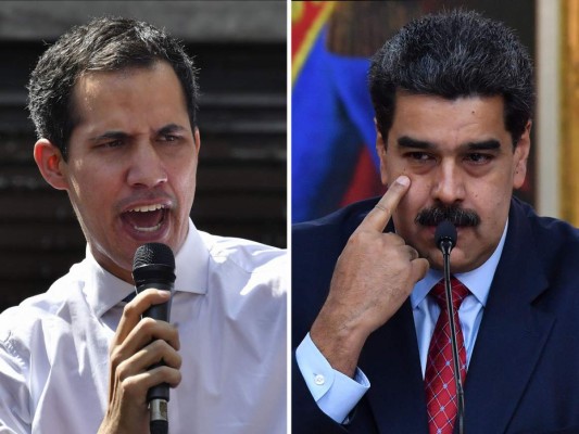 Esta combinación de imágenes creadas el 25 de enero de 2019 muestra al jefe de la Asamblea Nacional de Venezuela, Juan Guaido (L), que habla a los partidarios de la oposición en la Universidad Central de Caracas (UCV) en Caracas. Foto Agencia AFP.