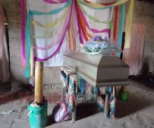 El cuerpo de Javier Aranda Ávila fue sepultado en el pequeño cementerio de El Chaparral, donde ocurrió la tragedia.