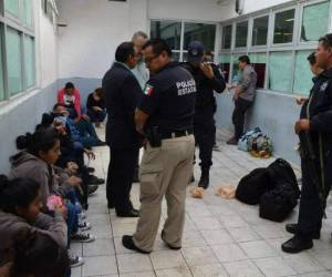 El incremento en 2017 no fue tan grande como el que hubo entre 2015 y 2016, cuando las solicitudes de asilo se multiplicaron por 2,5. Las de hondureños y salvadoreños aumentaron a más del doble. Foto: AFP