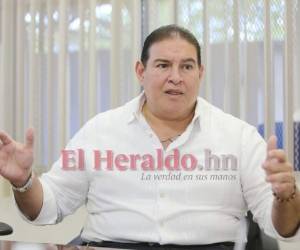 Luis Suazo fue juramentado como embajador en septiembre de 2020. Foto: Archivo/ EL HERALDO