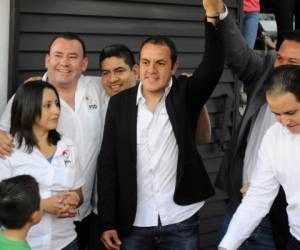Cuauhtémoc Blanco, sin experiencia política previa, ganó sorpresivamente y con una cómoda ventaja de seis puntos respecto al segundo lugar, la alcaldía en las elecciones de 2015. Foto: AP
