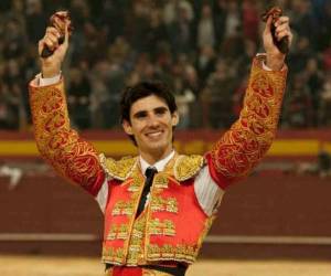 La enfermería de la plaza constató a las 8:25 de la noche el fallecimiento del torero.