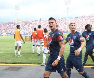 Roberto Moreira expresó su alegría tras lograr el bicampeonato. | Foto: David Romero.