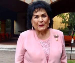 Carmen Salinas lleva doce días en coma provocado por un derrame cerebral.