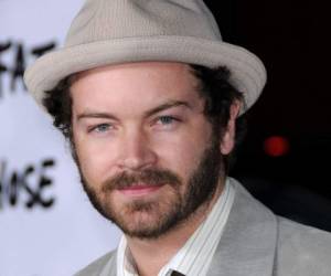 El actor y cienciólogo estadounidense Danny Masterson fue acusado de violar a tres mujeres en su casa en Hollywood Hills, dijeron los fiscales de Los Ángeles el 17 de junio de 2020. La estrella de los programas televisivos 'That '70s Show' y 'The Ranch' supuestamente violó a las mujeres. , todos en sus veintes en ese momento, 'por la fuerza o el miedo' en incidentes separados entre 2001 y 2003. Foto: Agencia AFP.