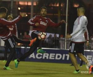 El plantel de River Plate se entrenó en Paraguay y se prepara para los octavos de la Copa. Foto cortesía Twitter @CARPoficial