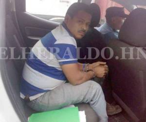 El hombre conducía el pesado automotor con placas AAI 2830 y fue capturado por miembros de la Policía Nacional.
