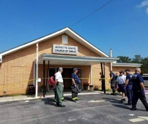 Un portavoz de la policía, Don Aaron, dijo a la prensa que un hombre 'afroamericano de 26 años' había llegado en automóvil frente a la iglesia antes de disparar contra una feligresa que salía del edificio. Foto: @MNPDNashville