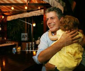 Anthony junto a su hija Ariane, en una foto de archivo, en la actualidad la menor tiene 11 años. (Foto: AP)