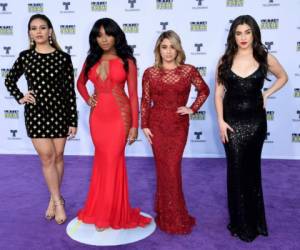 Así lucieron Dinah Jane, Normani Kordei, Ally Brooke, and Lauren Jauregui, las guapas integrantes de Fifth Harmony. Foto: AP