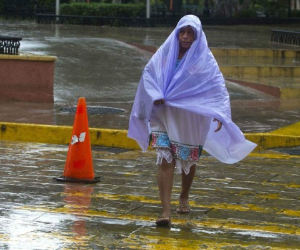 Las autoridades mexicanas esperan que la tormenta toque tierra en las primeras horas del jueves en algún punto entre Tuxpan y el puerto de Veracruz. Foto: AFP