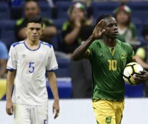 El partido fue muy movido desde el arranque, la escuadra de Jamaica comenzó ofensiva. Foto AFP