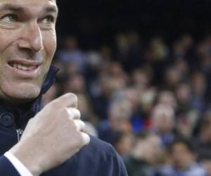 El entrenador hizo varios gestos con su cara durante el partido. (Foto: AP)