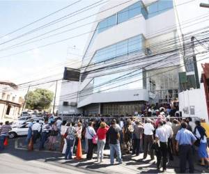 Para obtener una plaza en la Secretaría de Educación, los docentes deben someterse a un proceso de selección.