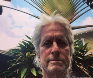 Michael Douglas visita regularmente la isla de Roatán. Foto: Instagram