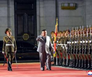 Kim celebró el 75to aniversario del partido gobernante. Foto: AFP